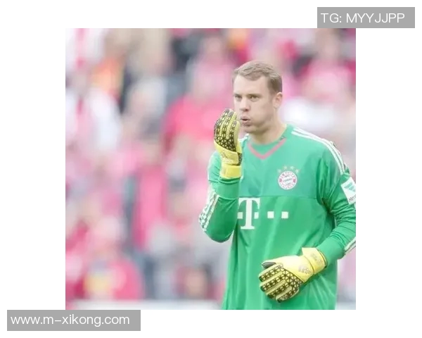 诺伊尔在对阵巴黎的欧冠比赛中展现出色长传能力创下新纪录