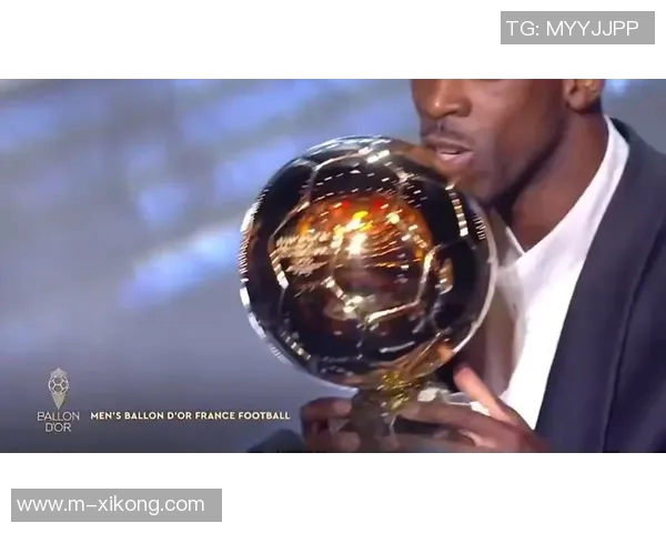 恩里克称赞登贝莱本赛季表现期待他重返金球奖巅峰状态