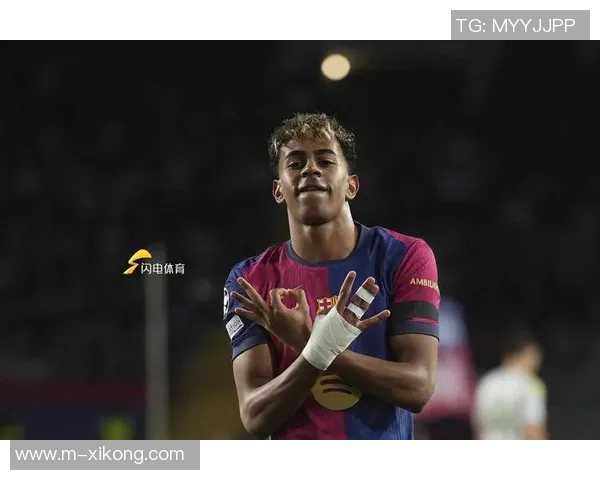 亚马尔分享圣诞假期视频与德约科维奇父子同框参加环足奖活动 亚马尔分享圣诞假期视频与德约科维奇父子同框参加环足奖活动